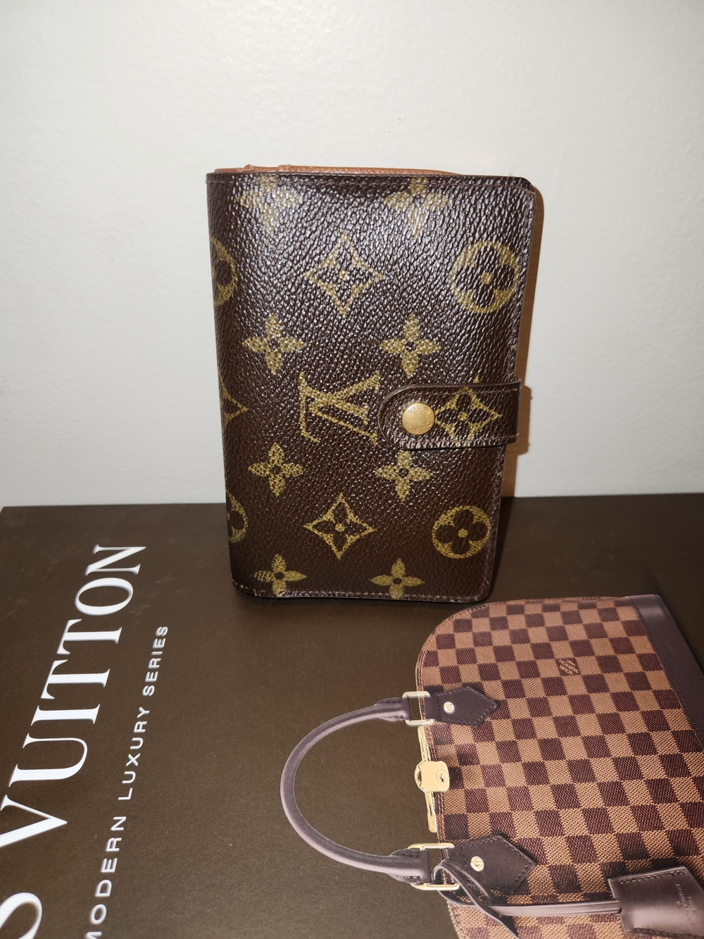 Authentic Louis Vuitton Monogram French Kiss Wallet